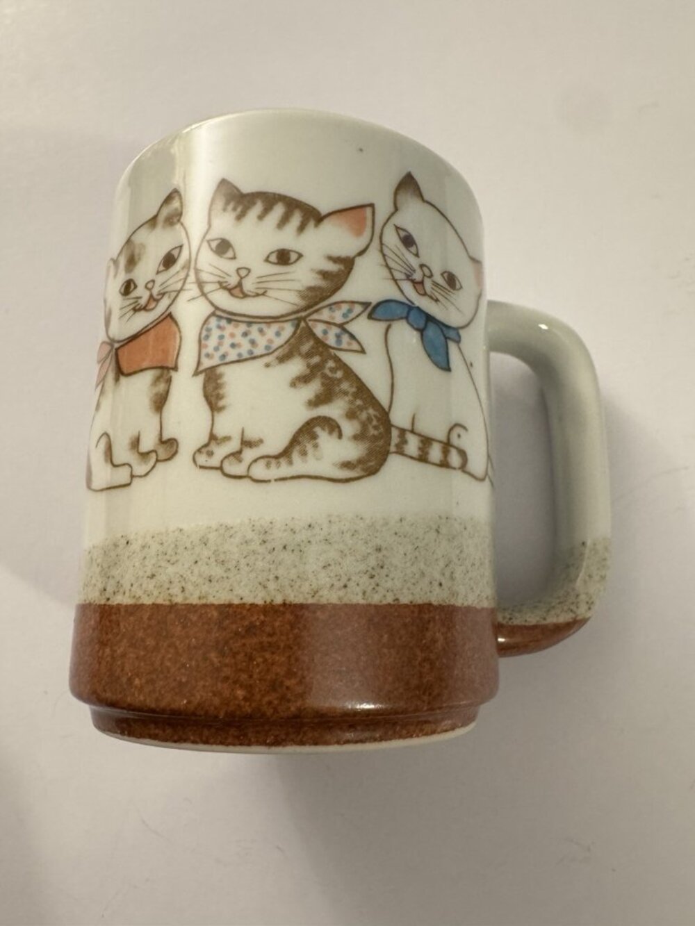 Otagiri Japan Cream and Brown Kitty Cats Cat Bandana Mug G